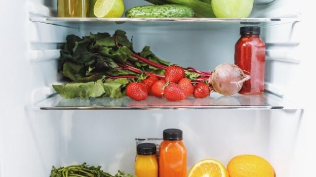 come disporre gli alimenti in frigorifero